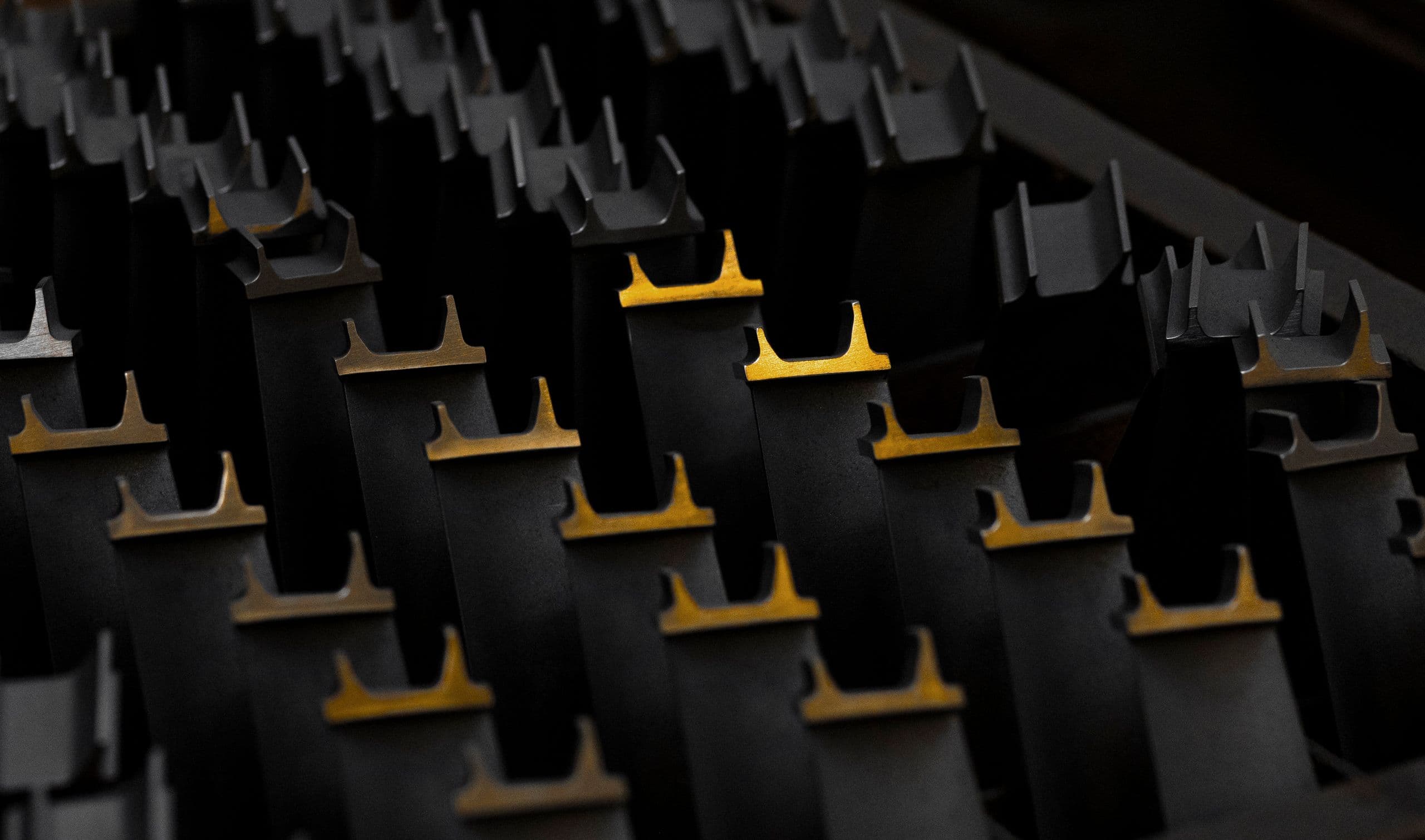 Lopatky a segmenty plynových turbín